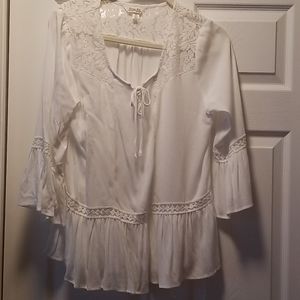 Size Med- Ladies white lace accent blouse